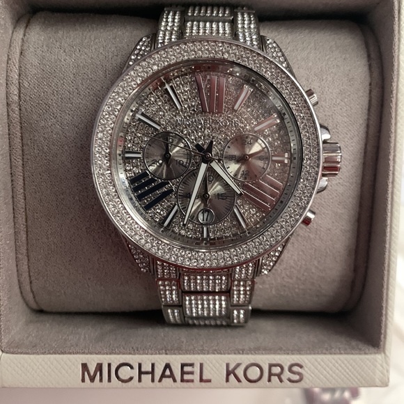 MK wren silver tone watch - Picture 3 of 4